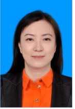  插入一张像素较高的蓝/红底免冠证件照（如不会插入照片请将电子照片单独发刘叶楠）