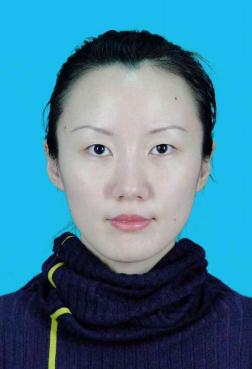 插入一张像素较高的蓝/红底免冠证件照(如不会插入照片请将电子照片单独发刘叶楠)